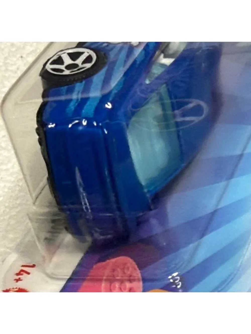 Matchbox '19 Ford Mustang Coupe Razzles Candy Series 3/6 Diecast Car